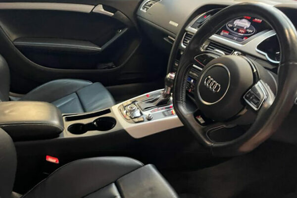 SF CleaningHandcarWash Gallery-800x500_0000_Interior (3)